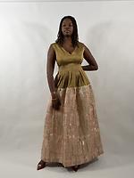 Robe brocart dorée - Photo 2