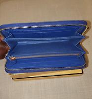 Portefeuille Fendi bleu très bon état - Photo 2