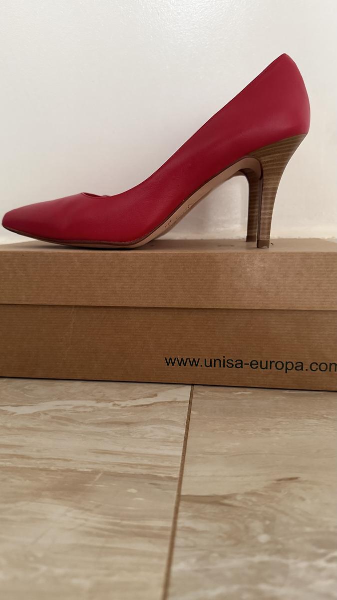 Escarpins marque Unisa
