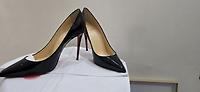 Talons Louboutin Kate cuir noir 10 cm, pointure 40.5  - Photo 2