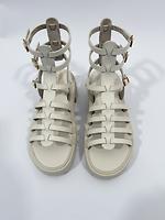 Nus pieds - Photo 1