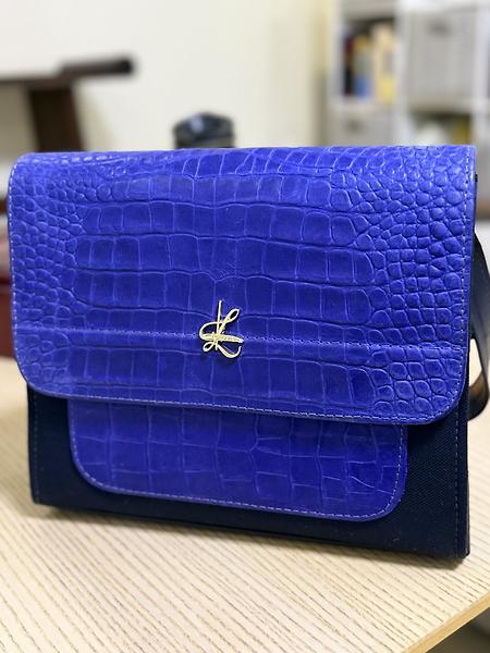 Liliane Laoualy bag in blue leather and fabric