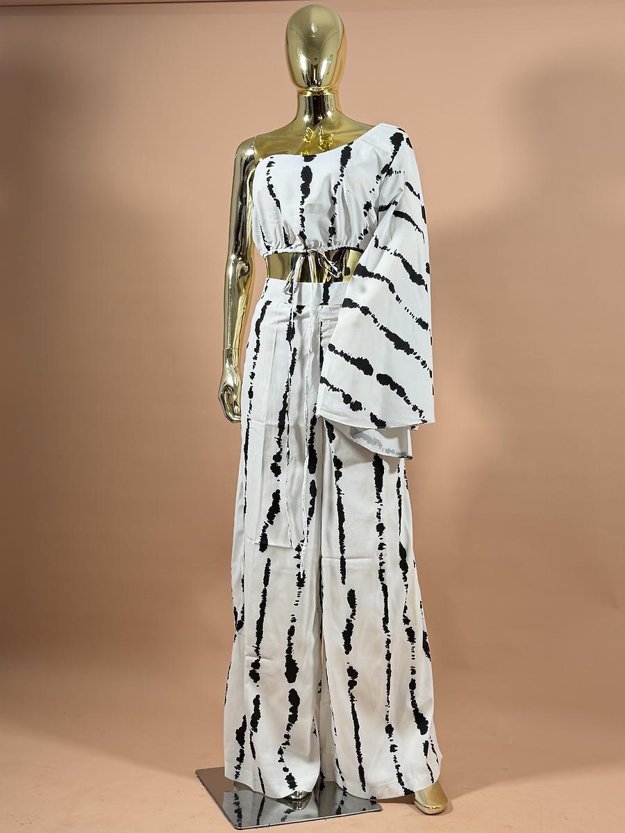 Ensemble asymétrique 