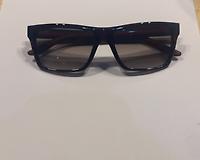 Lunettes de soleil Gucci excellent état - Photo 3