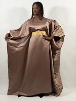 Robe - Photo 1