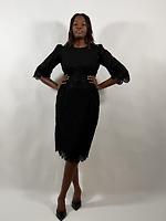 Robe brodé  - Photo 1
