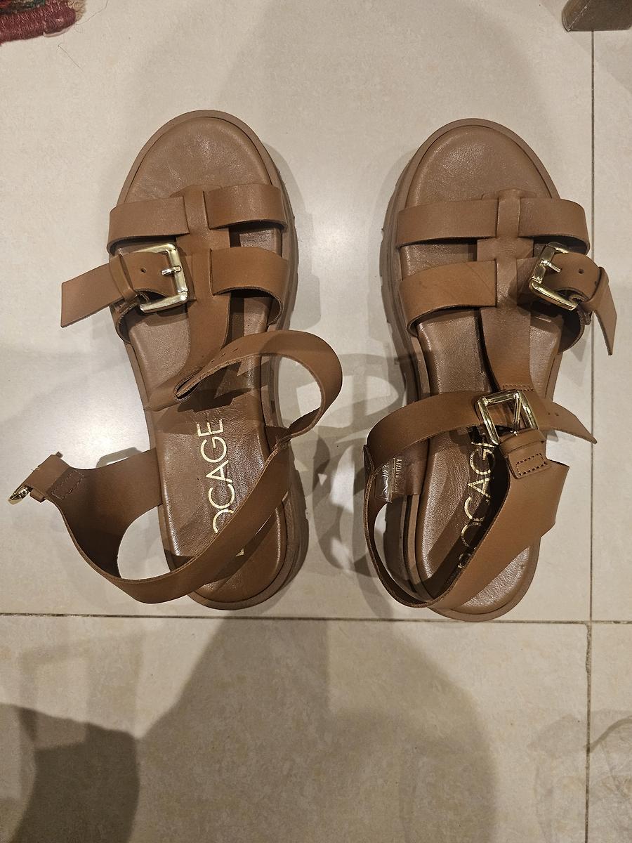 Chaussures en cuir