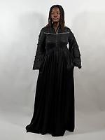 Robe - Photo 1