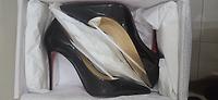 Talons Louboutin Kate cuir noir 10 cm, pointure 40.5  - Photo 4
