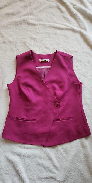 Fuchsia vest and trouser set