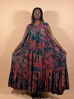 Loose-fitting dress - Photo 2