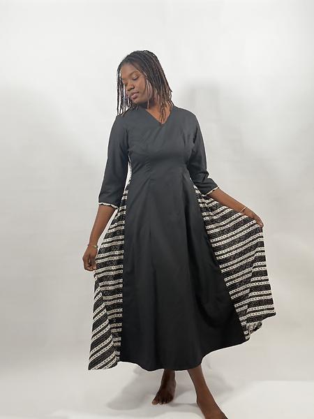 black and white 3/4 length dress