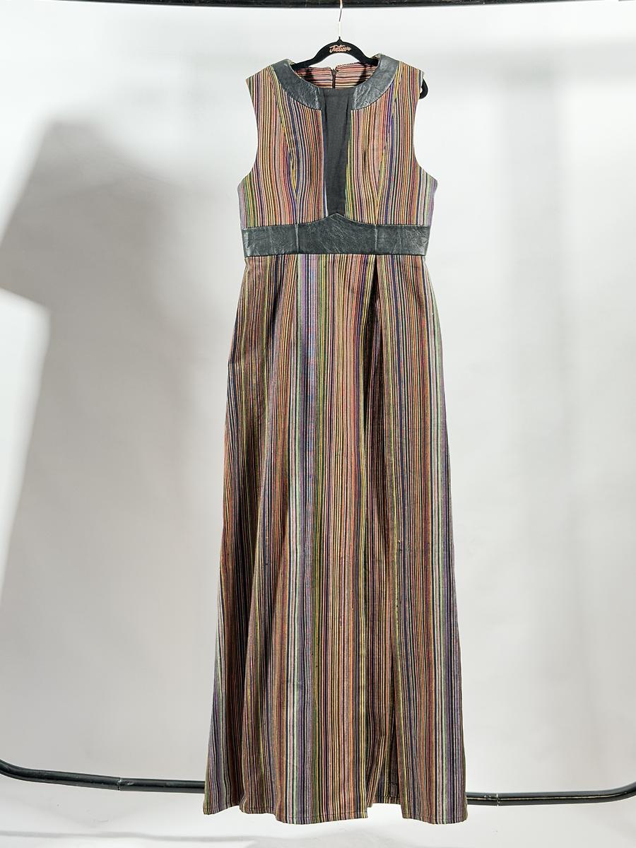 Tunique en pagne tissé et cuir
