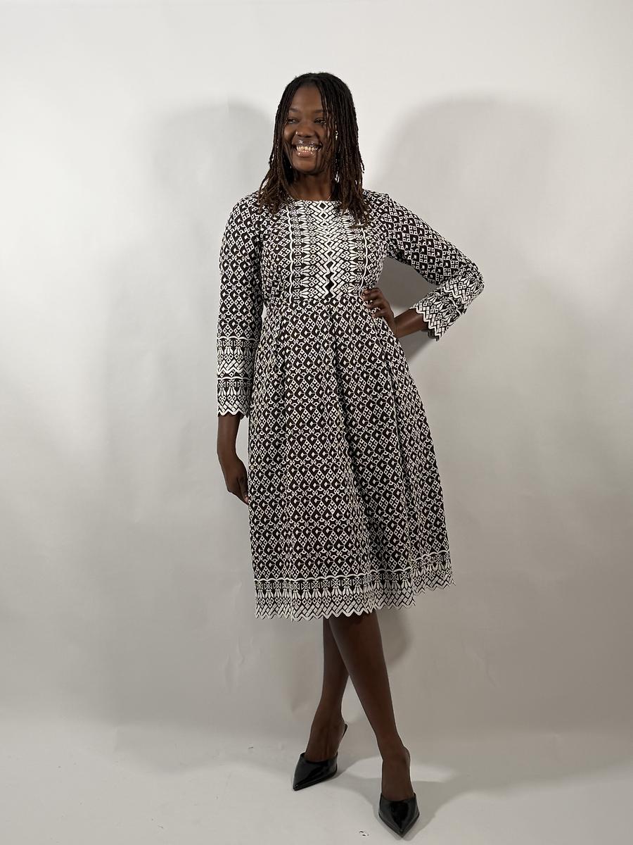 Robe brodé 