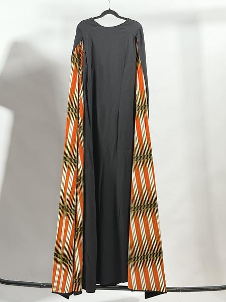 Dress with cape